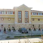Sea Park Homes Neshkov Aparthotel 3*