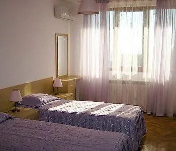 Sea Park Homes Neshkov فارنا