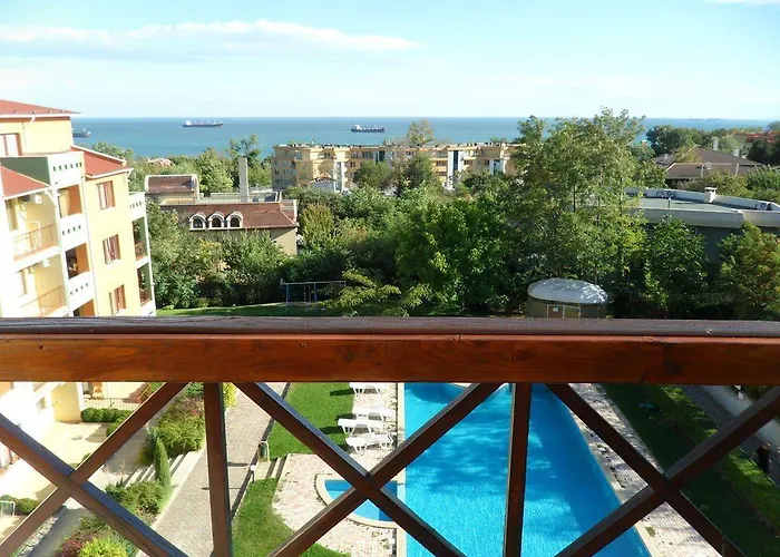 Sea Park Homes Neshkov Aparthotel Varna