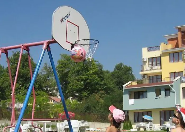 Sea Park Homes Neshkov Aparthotel