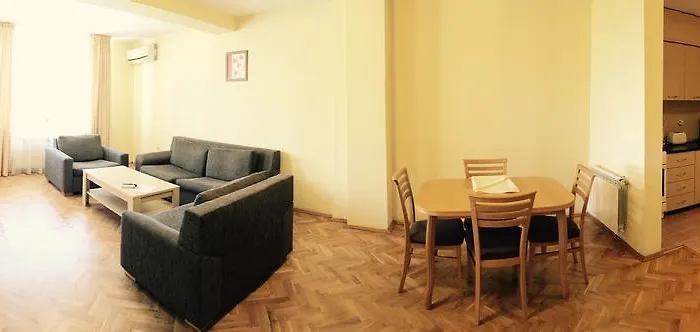 Sea Park Homes Neshkov Aparthotel