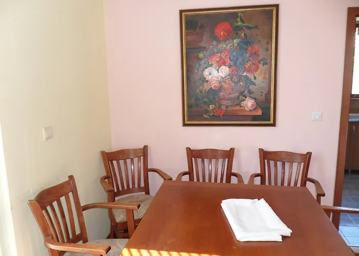 Sea Park Homes Neshkov Aparthotel Varna