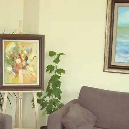 Sea Park Homes Neshkov Apartmanhotel 3*