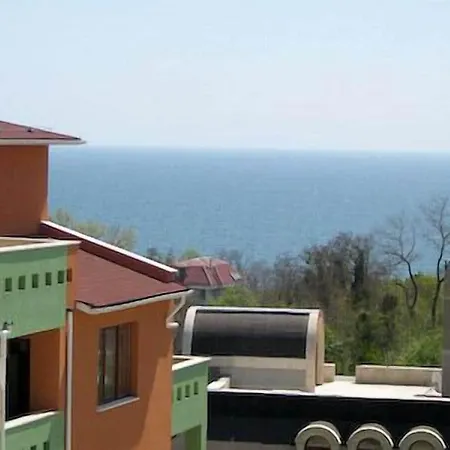 Sea Park Homes Neshkov 3* Várna