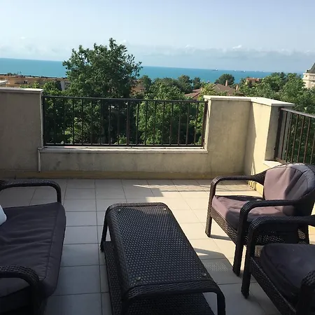 Sea Park Homes Neshkov Aparthotel Varna