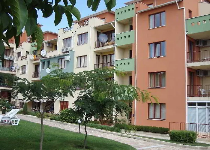 Sea Park Homes Neshkov 3* Varna